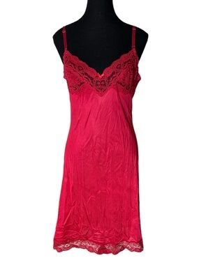 VASSARETTE Vintage Red Chemise Slip Dress Negligee Size 36 F Medium